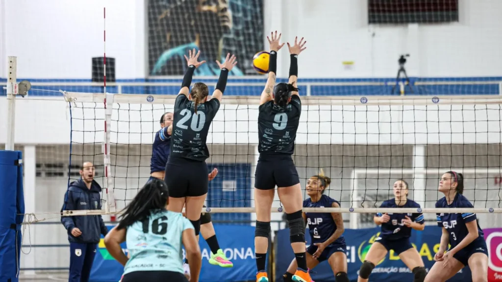 Videira recebe Campeonato Catarinense de Vôlei Feminino nesta sexta (12)