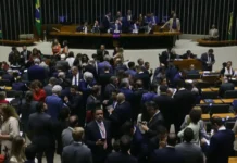 Isenção do IR para quem ganha até R$ 5 mil é aprovada na Câmara