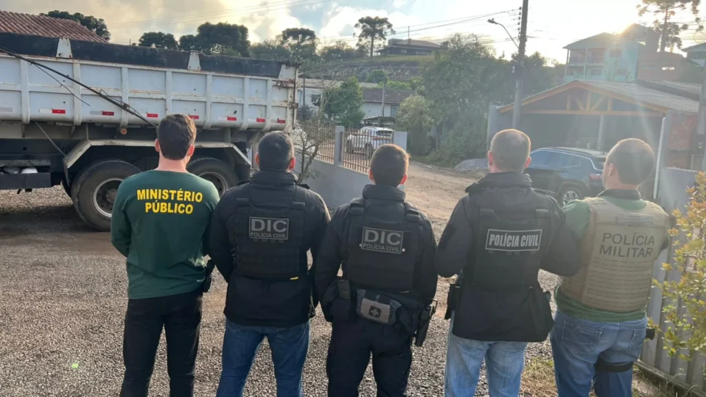 GAECO e Polícia Civil deflagram operação contra esquema de corrupção e fraudes em licitações em SC