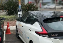 Novo eletroposto da Celesc é instalado em Videira para recarga de veículos elétricos