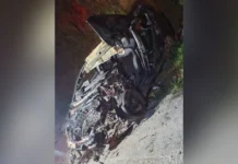 Dois homens morrem em colisão frontal entre carro e carreta na BR-282