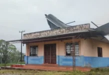 Granizo causa estragos em mais de 100 casas no Oeste de Santa Catarina