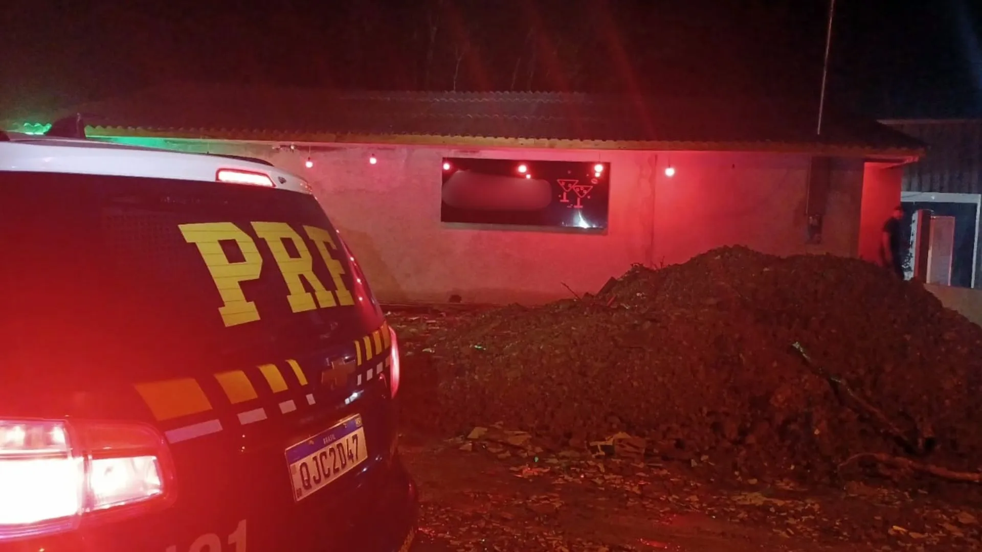 Adolescente de 17 anos é resgatada de boate na BR-280 em Canoinhas