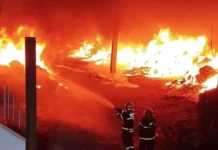 Galpão da Fischer Soluções Ambientais é totalmente consumido por incêndio em Guabiruba