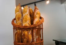 Veja dicas para manter a tradição do pão à mesa sem prejudicar a saúde