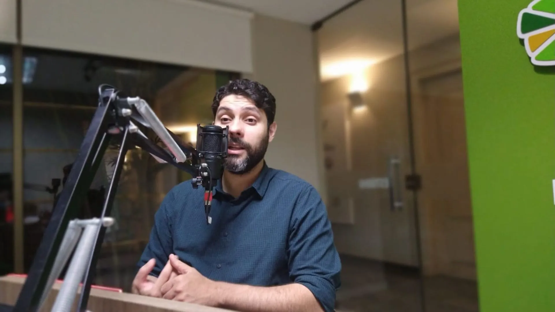 Pastor Tiago Bentes explica o impacto da reforma protestante na fé cristã e no acesso à Bíblia
