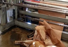 Homem sofre queimaduras graves e outro perde quatro dedos em acidentes de trabalho