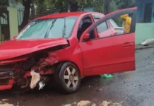 Motorista foge após bater em carro com família em Campos Novos