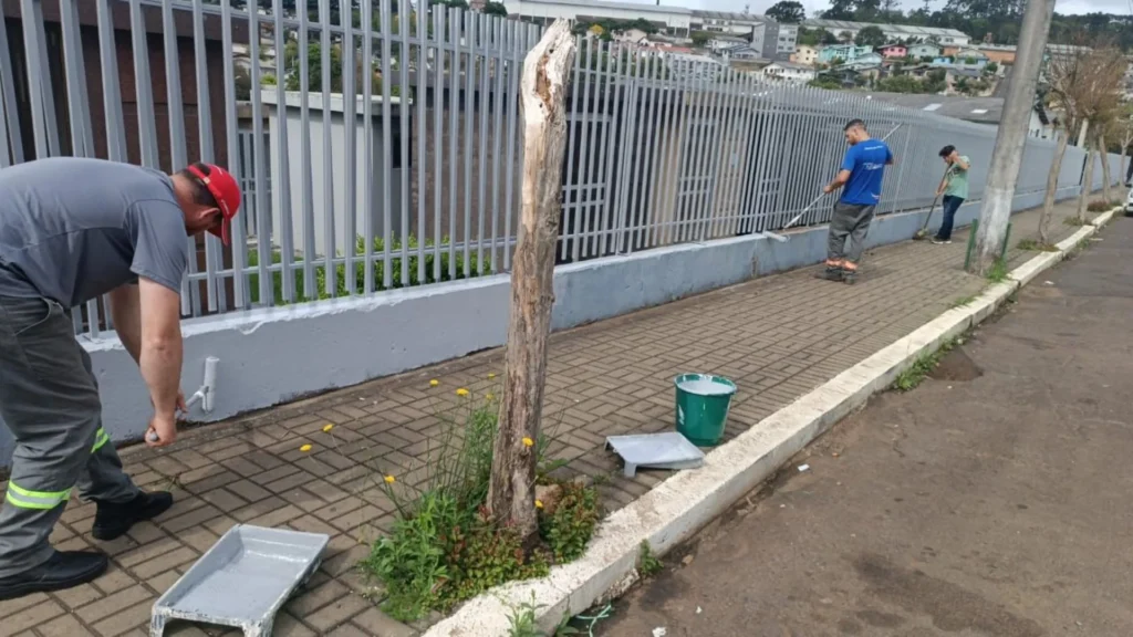 Prefeitura de Caçador orienta limpeza dos túmulos para Finados