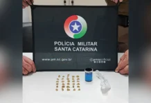 Polícia Militar prende homem com pedras de crack dentro da boca