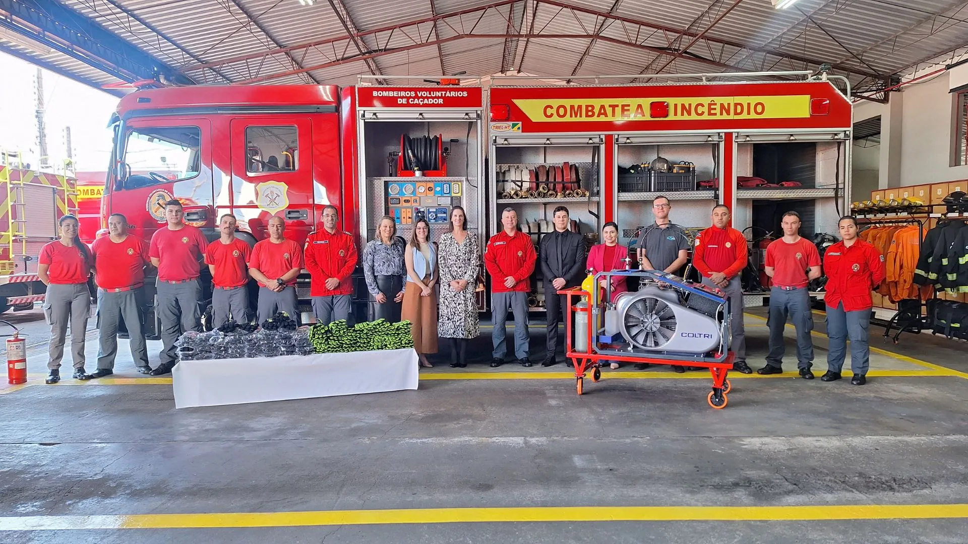 Bombeiros Voluntários de Caçador recebem novos equipamentos