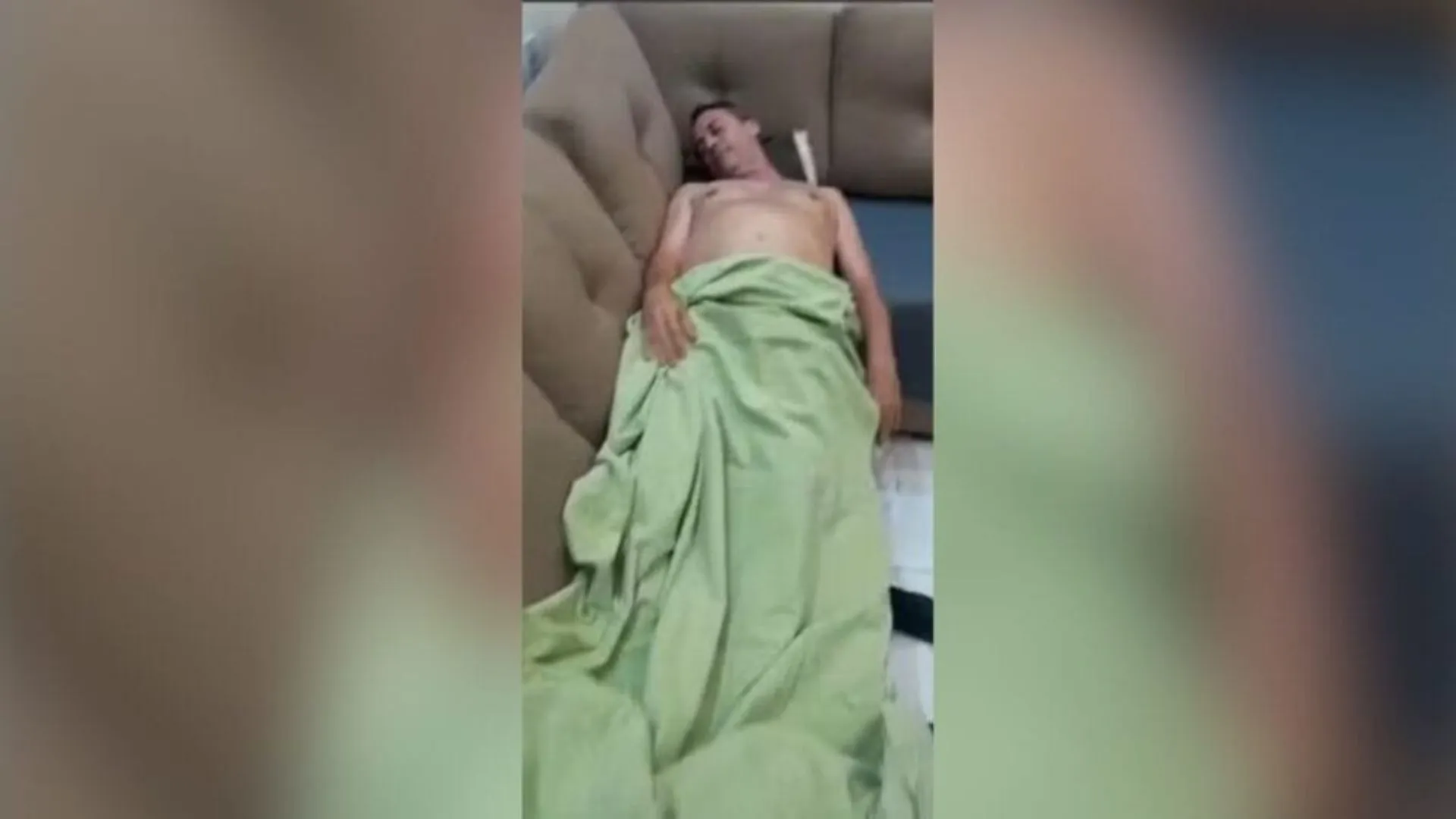 Ex-servidor público se finge de morto e foge da prisão