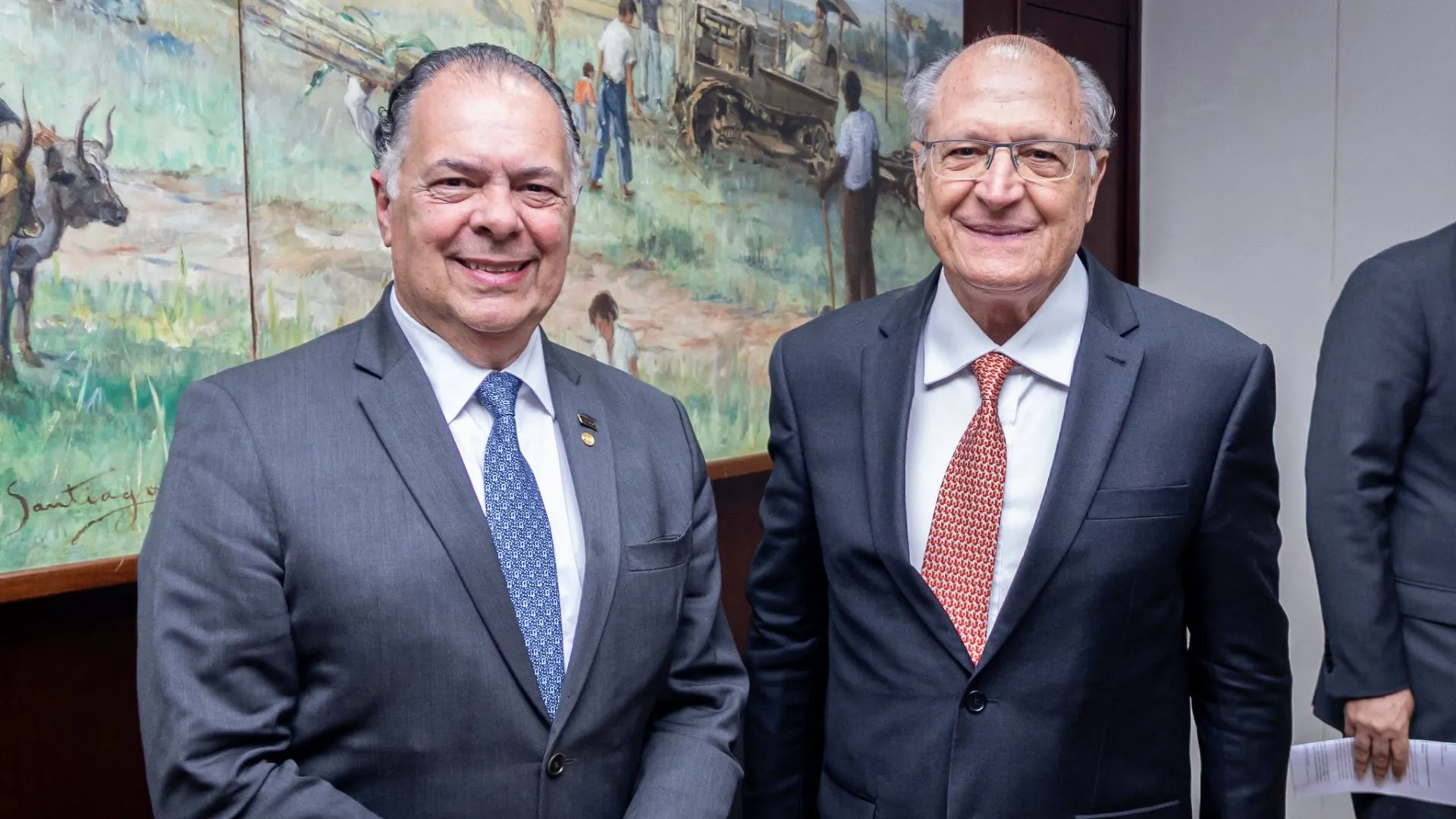 FIESC pede a Alckmin que madeira e móveis sejam exceções no tarifaço