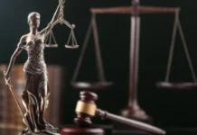 Homem é condenado por matar o pai de forma cruel