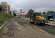 Rua Onio Pedrassani passa por reparos e segue interditada