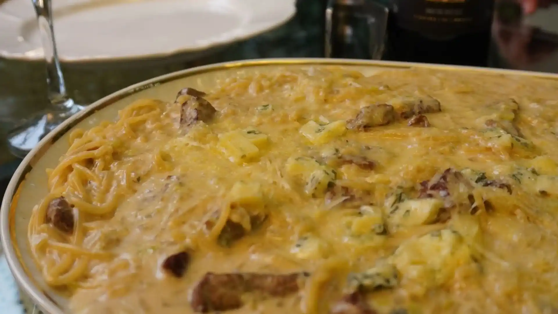 Receita de Espaguete com Filé Mignon e Queijos no Essência na Cozinha