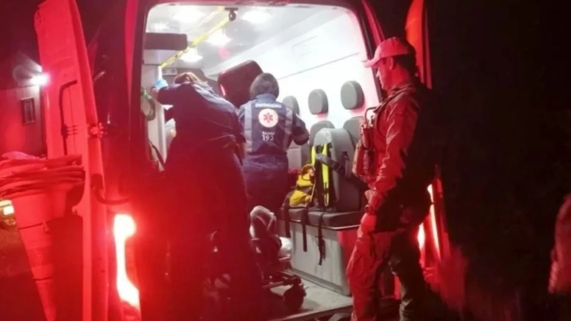 Homem é baleado no rosto ao tentar invadir casa da ex em Ibicaré