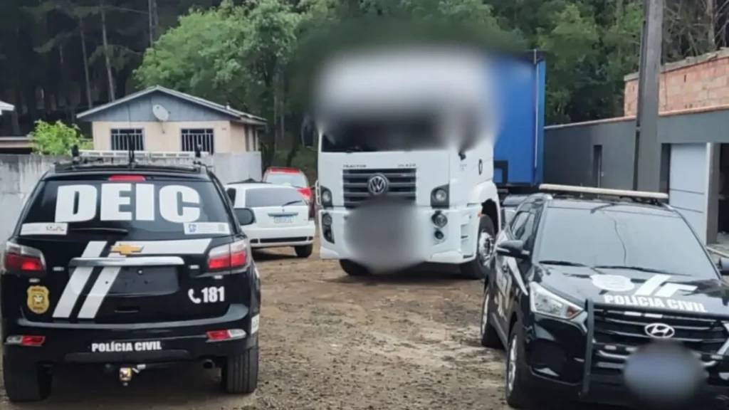 Polícia prende quadrilha que desviava cargas e simulava roubos em SC e PR