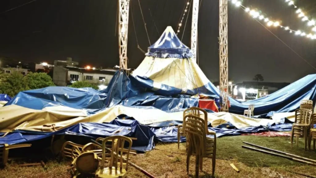 Temporal causa destelhamentos e quedas de árvores no Oeste de SC