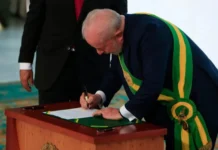 Nova lei nacional proíbe linguagem neutra na comunicação oficial