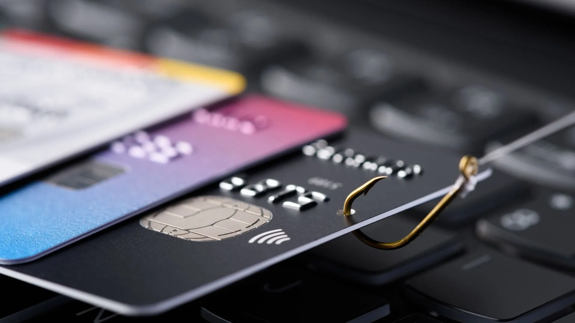 Analista financeiro é investigado por fraude de R$ 500 mil em empresa do Oeste de SC