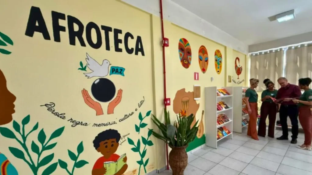 Videira inaugura primeira Afroteca da região na Escola Gabriel Bogoni