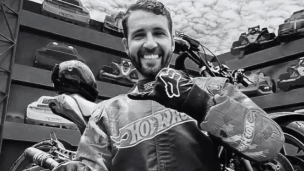 Piloto morre em acidente durante show no Beto Carrero World