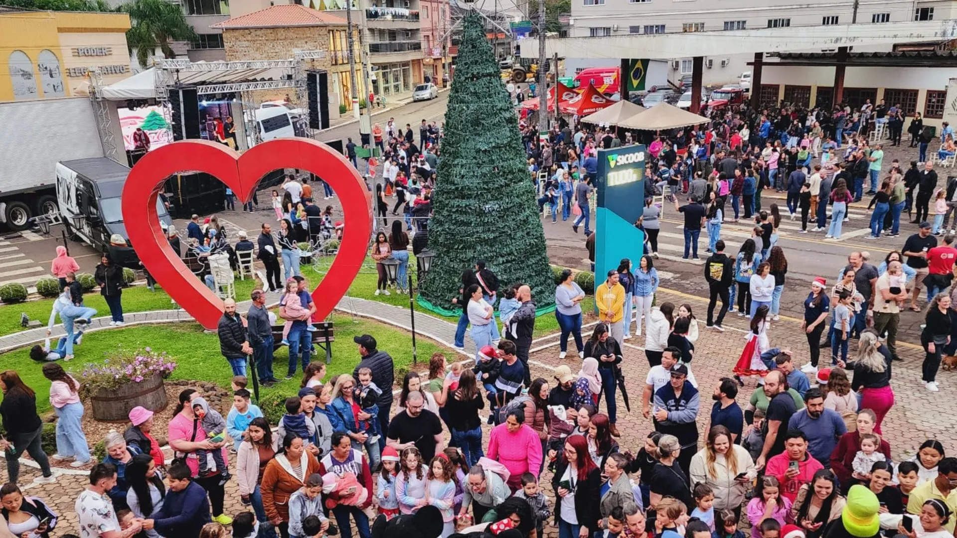 Arroio Trinta encanta a região com a magia do Natal