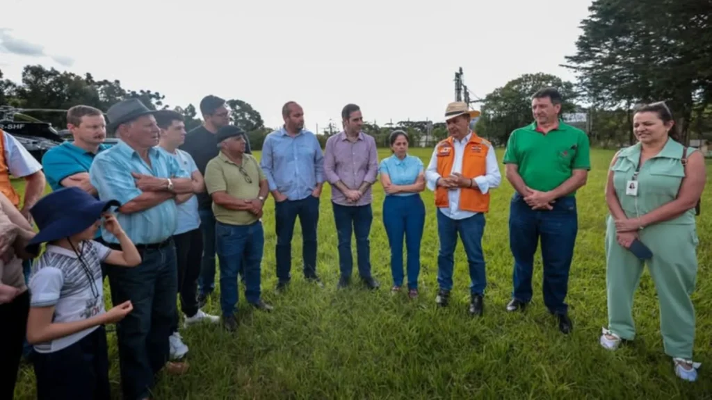 Jorginho Mello visita Rio das Antas e anuncia apoio após granizo