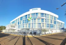 Escola SESI de Videira inaugura nova quadra de esportes