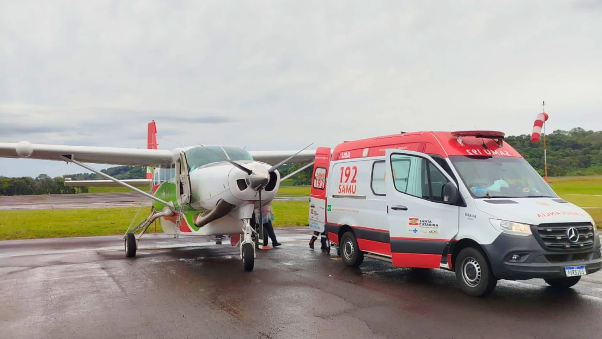 Transferência aérea garante continuidade de tratamento de paciente em Videira
