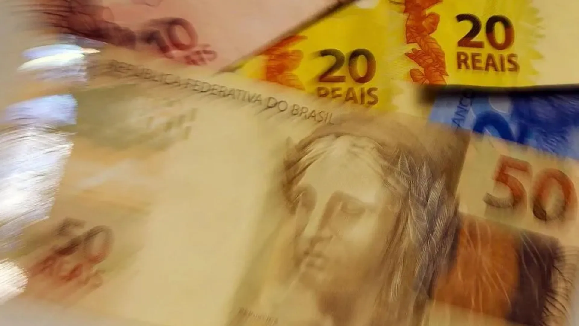 Mais de 79% das famílias brasileiras estão endividadas, alerta CNC