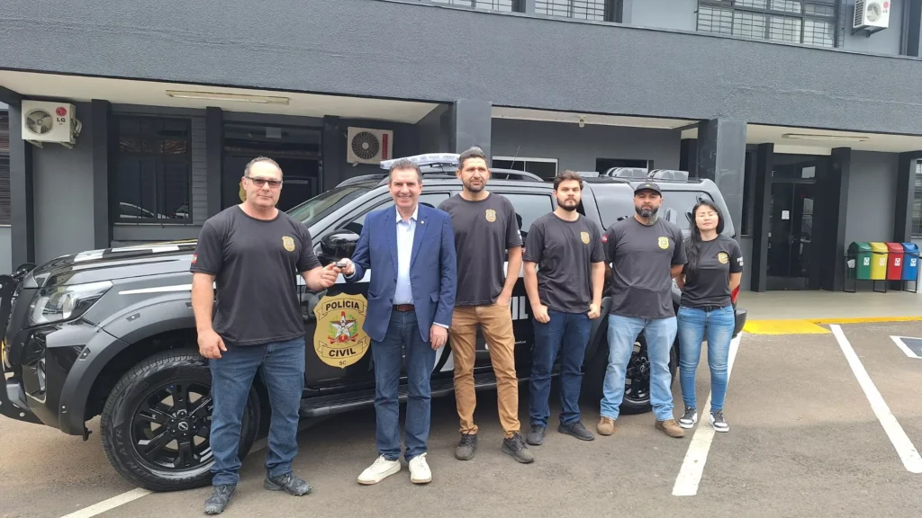 Polícia Civil de Caçador recebe nova viatura