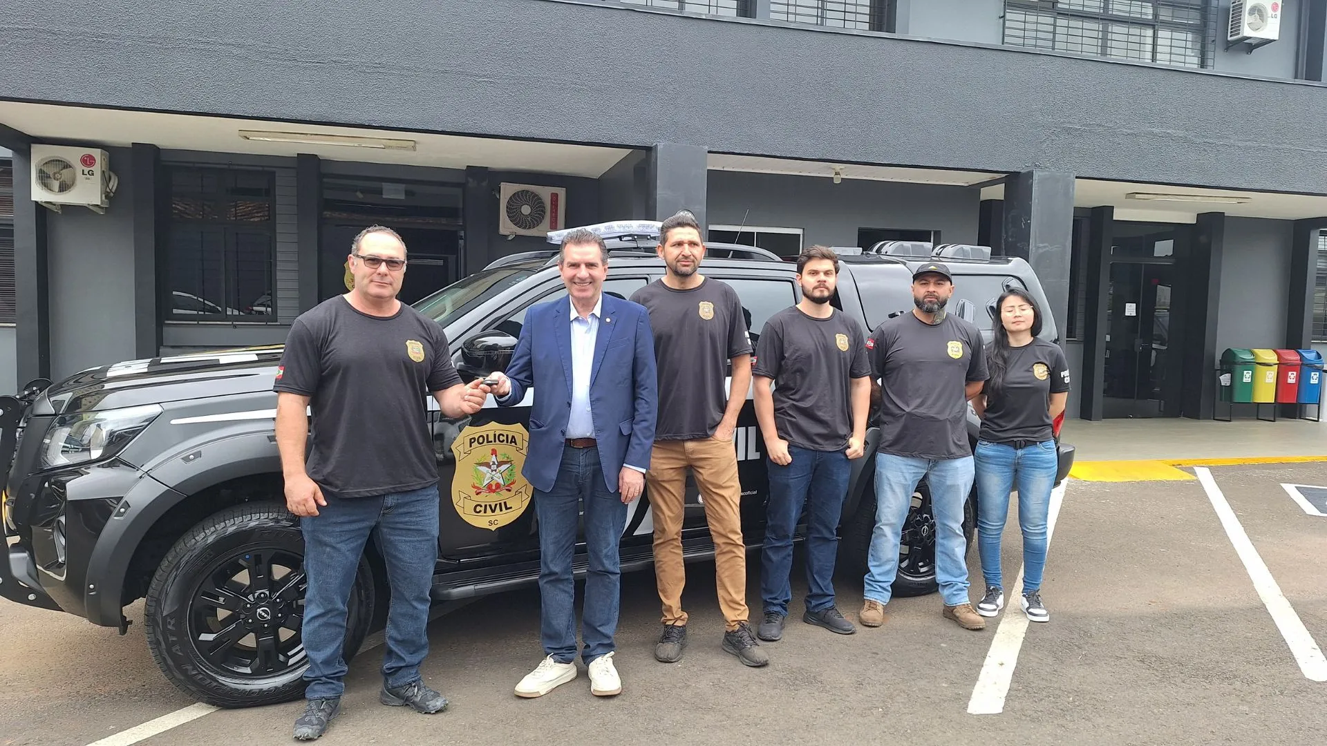 Polícia Civil de Caçador recebe nova viatura