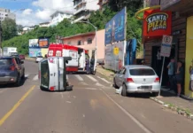 Colisão com capotamento é registrada no Centro de Videira
