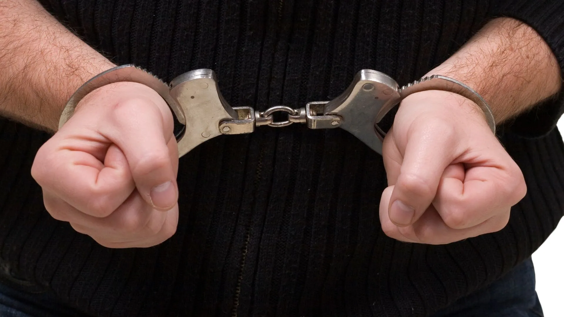 Homem que tentou matar a ex é condenado a 26 anos