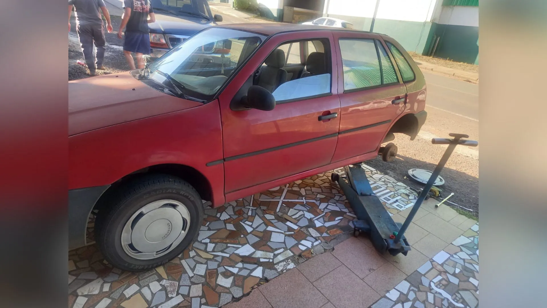 Veículo é furtado em frente a residência em Caçador