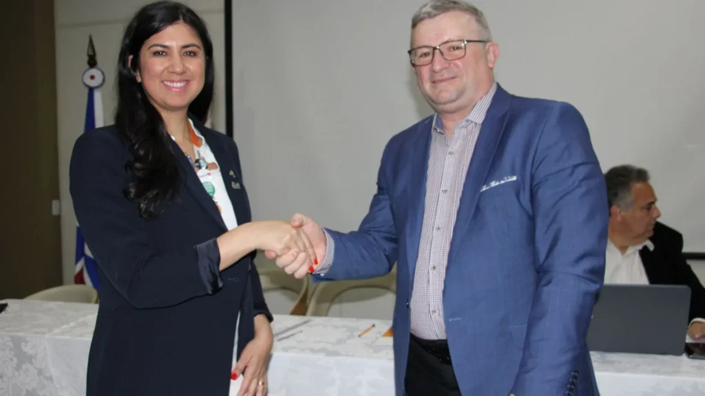 Uniarp elege nova Reitora em processo democrático