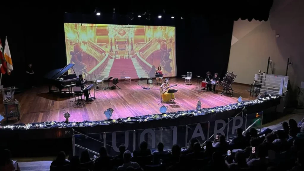 Caçador apresenta o espetáculo “Retrato Sonoro – De volta à infância”