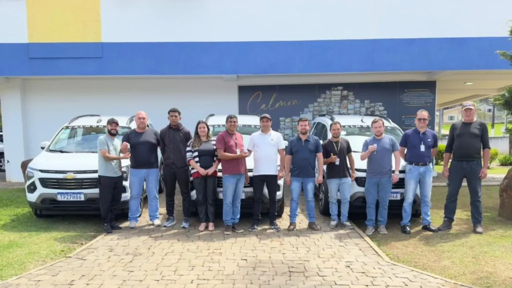 Saúde e Esporte recebem novos veículos em Calmon