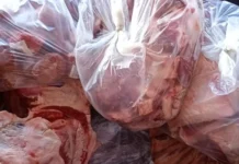 Supermercados de Caçador são alvo de ação que recolhe mais de 1 tonelada de alimentos impróprios