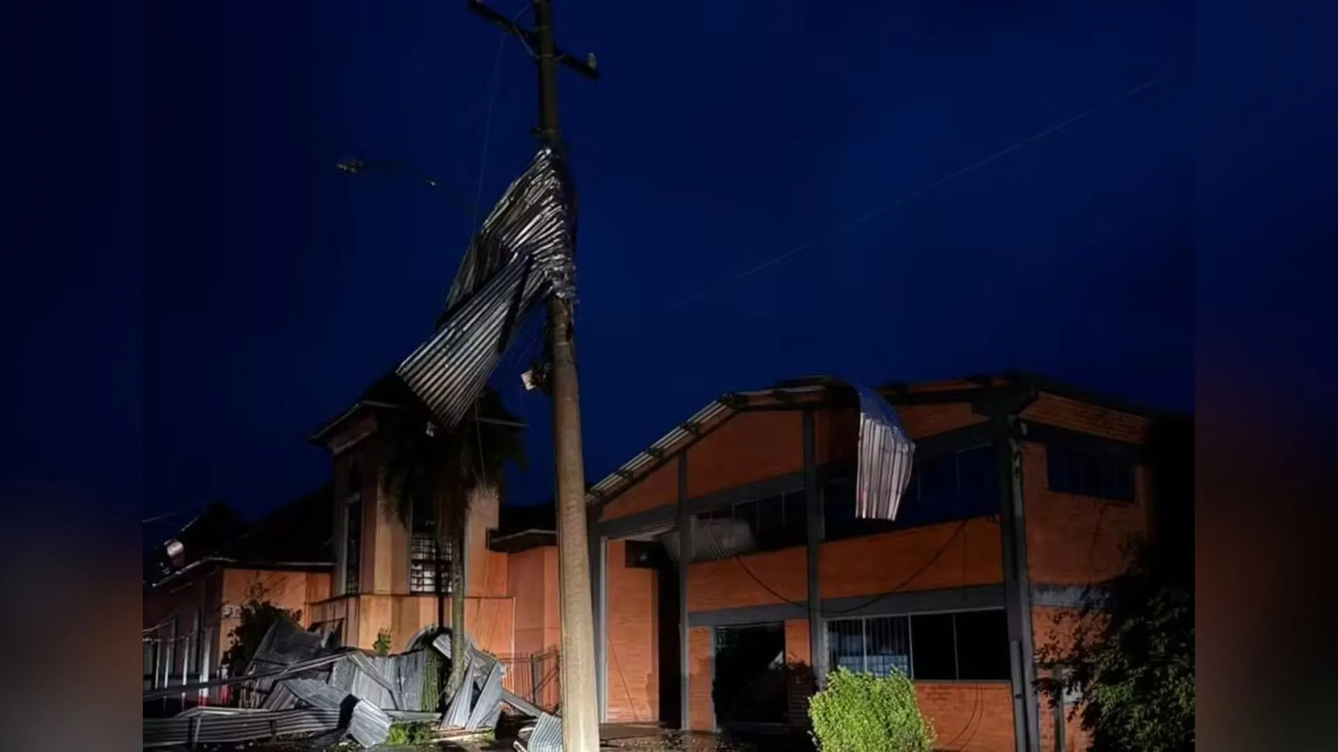 Temporal causa estragos na Serra do RS, veja fotos