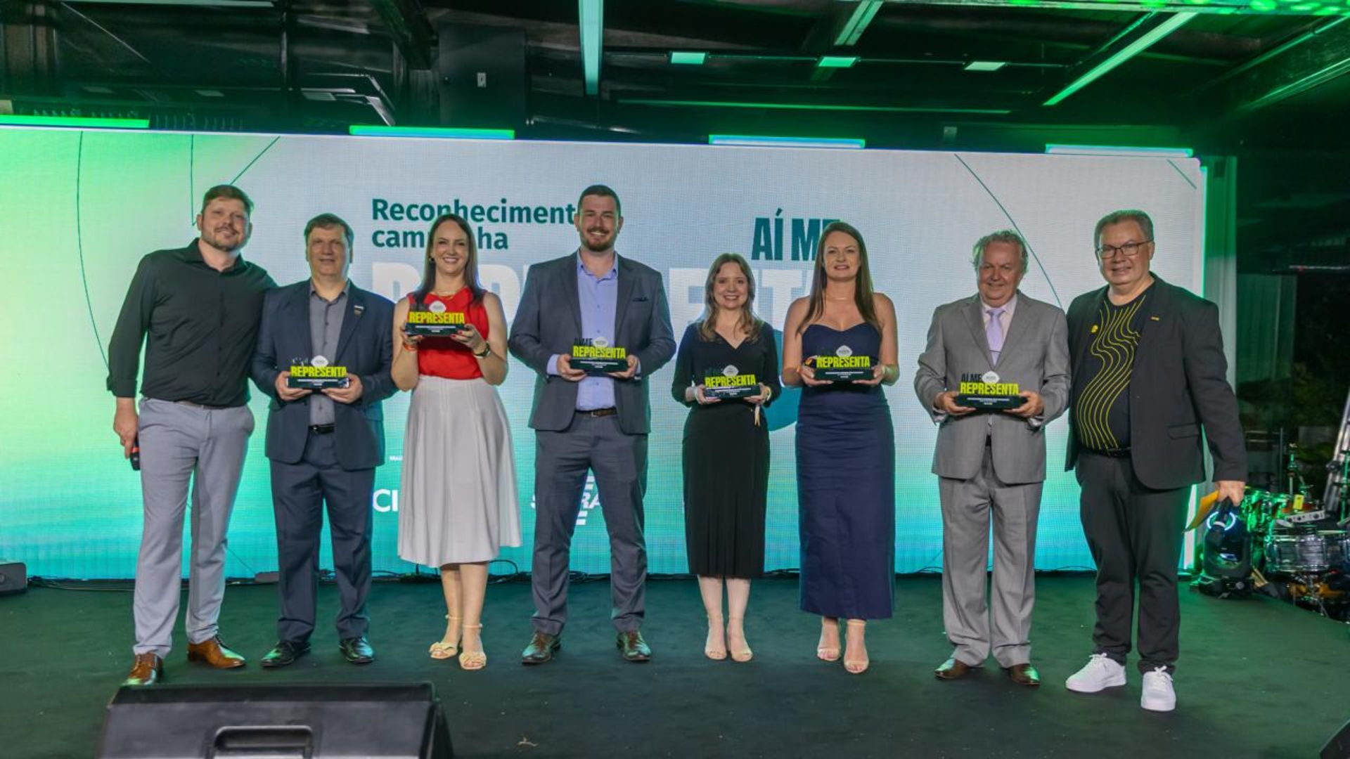 ACIAV é premiada por boas práticas empresariais no Celebra FACISC
