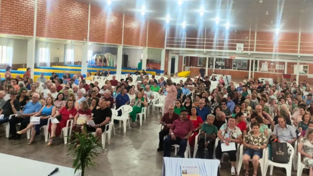 Dia do Idoso em Tangará tem música, dança e confraternização