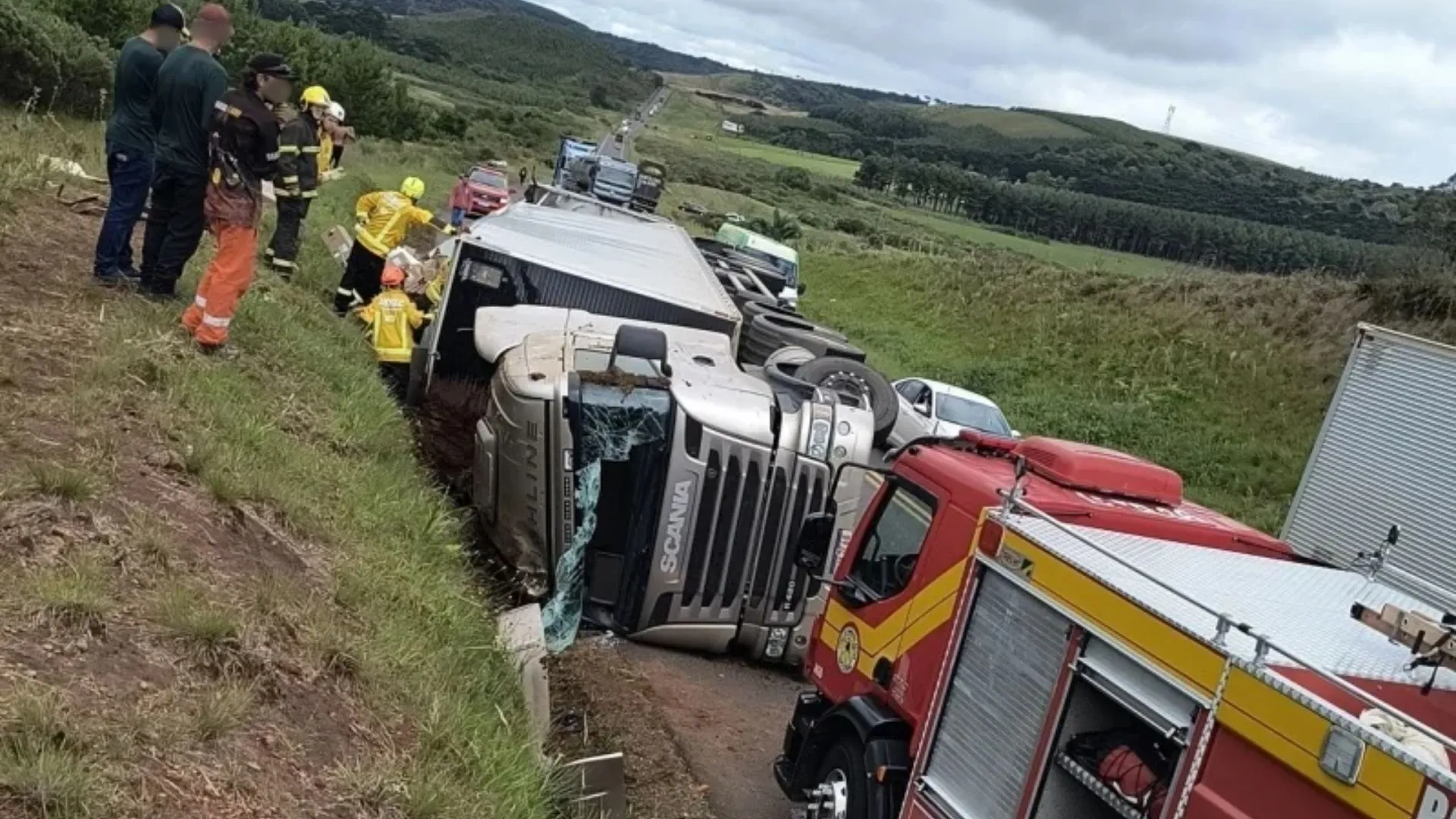 Acidente grave resulta em morte e saque de carga em Água Doce