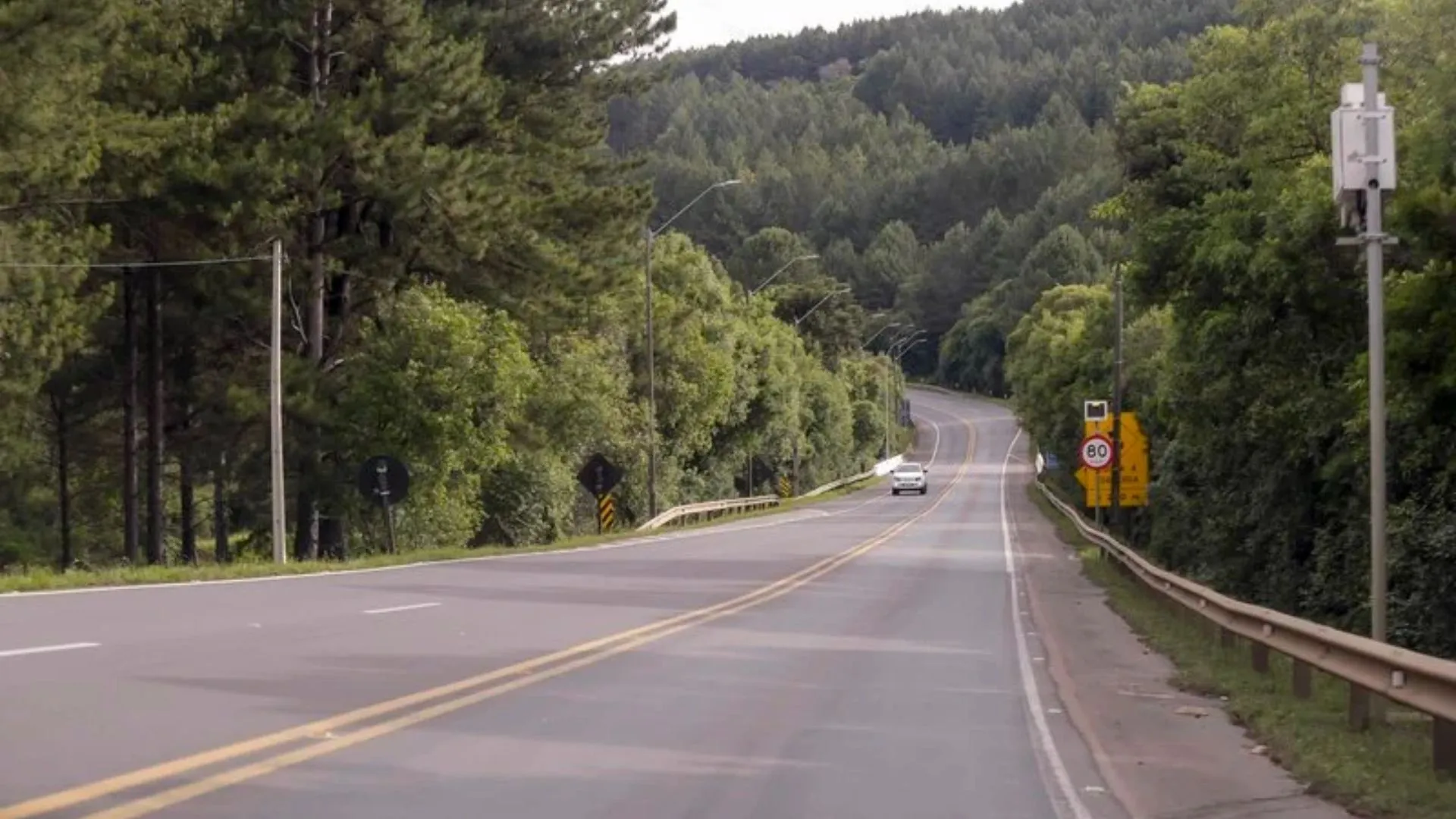 BR-116 em SC recebe 18 novos radares; confira os locais