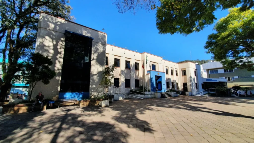 Servidor público é suspeito de desviar recursos da Prefeitura de Joaçaba