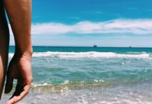 Balneário Camboriú vai proibir nudismo na Praia do Pinho