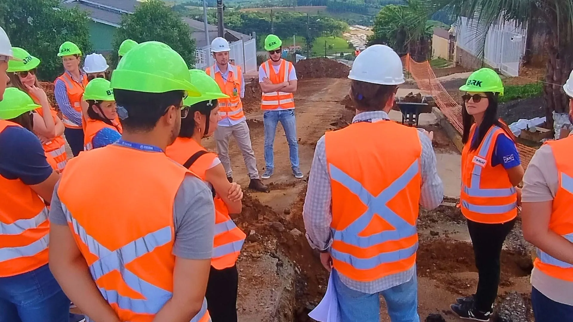 BRK avança em obras de esgotamento sanitário em Caçador