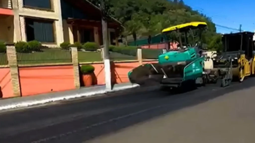 Pinheiro Preto realiza maior ação de pavimentação da história